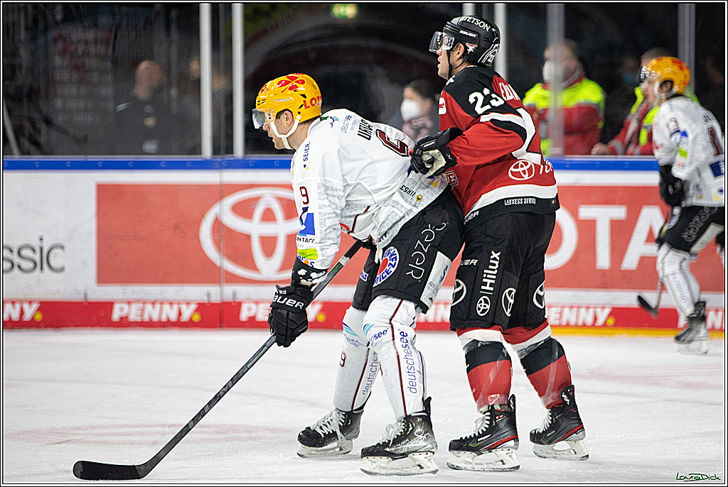 PENNY DEL; Koelner Haie- Fischtown Pinguins; Koeln, 03.01.2022